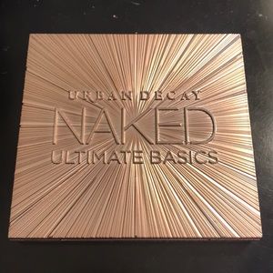 Urban Decay Naked Basics Eyeshadow Palette